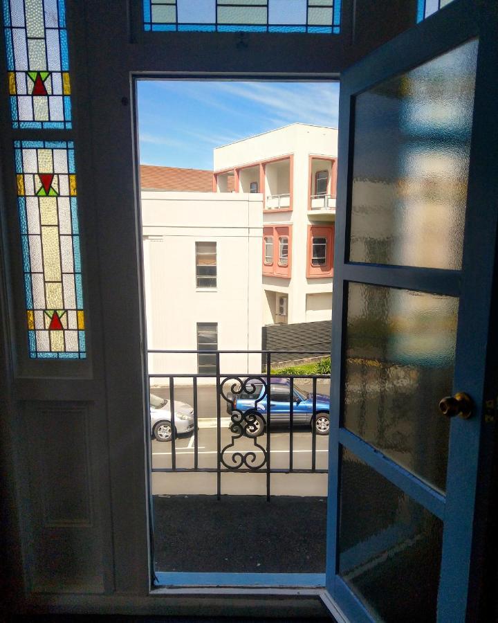Crashpalace Backpackers Napier Extérieur photo